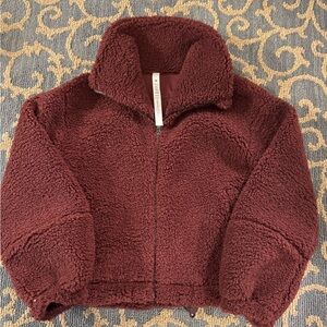Lululemon sz 0 burgundy coat